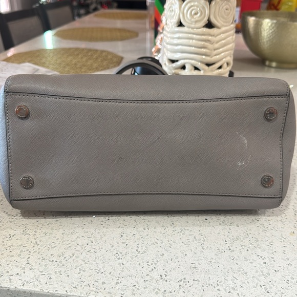 🩶Michael Kors Ciara Pearl Gray - Picture 7 of 11